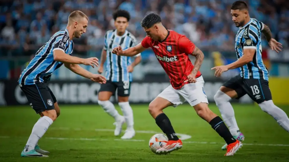 Libertadores: Grêmio enfrenta desafios após derrota para o Huachipato