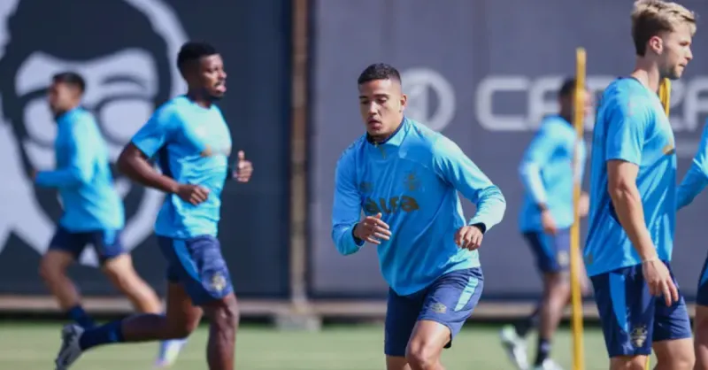 Crise na Zaga do Grêmio: Lesões Abalam a Defesa Tricolor