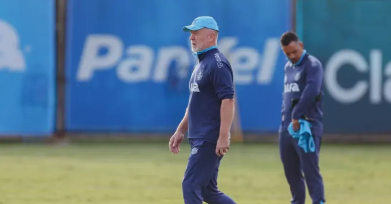 Grêmio Busca Contratação de Novo Camisa 10 Após Instabilidade de Meias