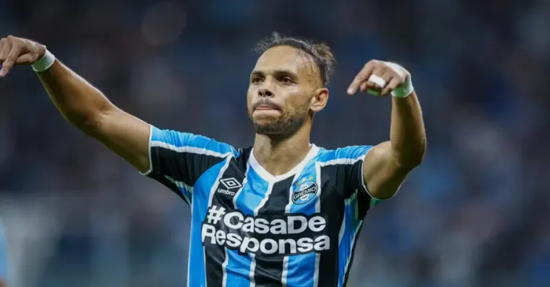 Decisão Tática: Grêmio Poupa Braithwaite na Sul-Americana