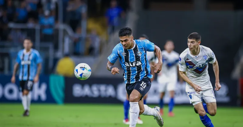 Grêmio: Arezo Negociável? Gestão de Elenco e Mercado da Bola | Futebol Brasileiro