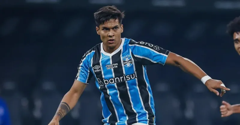 Grêmio Define Preço por Arezo: R$16 Milhões Marcam Início de Reformulação no Elenco