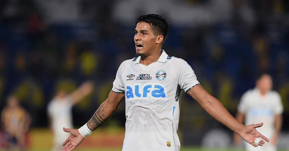 Grêmio Define Venda de Matías Arezo: Estratégia de Mercado e Impacto no Elenco