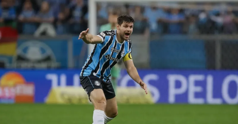 Kannemann brasileiro: A manobra do zagueiro que redefine o elenco do Grêmio