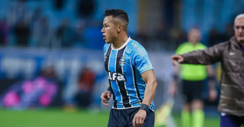 Grêmio: Decisão Estratégica Sobre Marlon Para Confronto Contra Cruzeiro