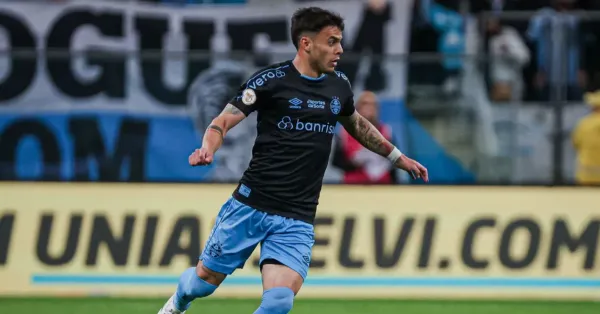 Carballo Fica no Grêmio: A Peça-Chave de Mano e o Desafio no Brasileirão