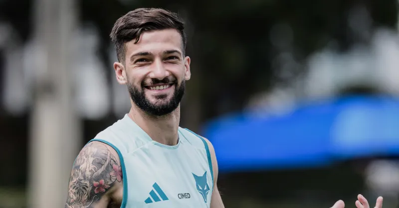 Grêmio Busca Atacante: Lautaro Díaz Alvo Principal Após Arezo Sair