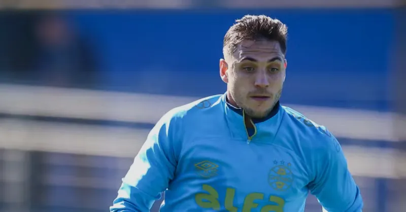 Camilo na Lateral? Grêmio Busca Solução Inesperada Contra Fluminense