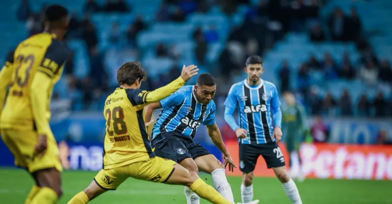 Grêmio à Beira do Rebaixamento: A Inação que Choca a Torcida