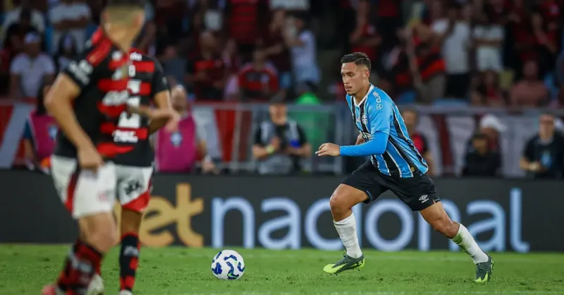 Noriega Brilha na Estreia e Impõe Dilema Tático no Grêmio