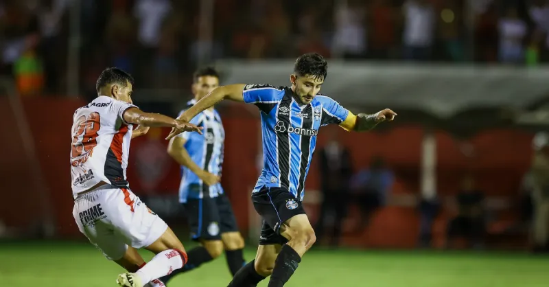 Grêmio x Vitória: Cuéllar é Dúvida e Mano Menezes Prepara Mudanças Táticas