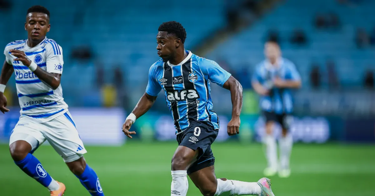 Grêmio x Fortaleza: Confronto Crucial no Brasileirão - Onde Assistir e Cenários
