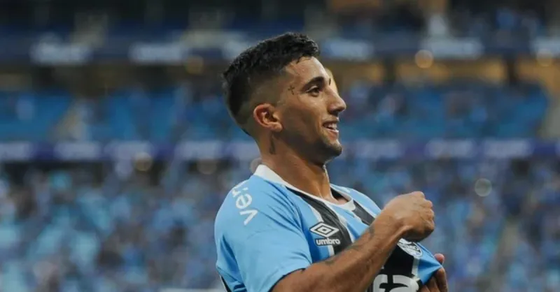 Cristian Olivera Pede Saída do Grêmio: Tensão e Futuro Incerto no Clube