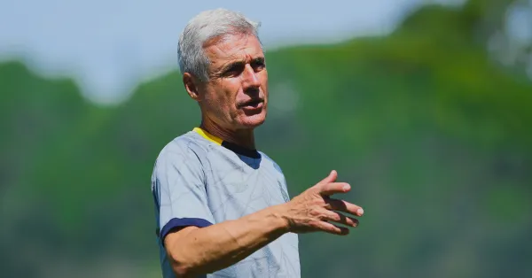 Luís Castro no Grêmio: A Missão Vencedora e os Desafios do Mercado