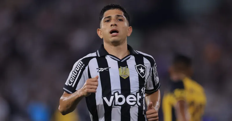 Grêmio oferece R$ 32 milhões por Tetê e mira Savarino do Botafogo