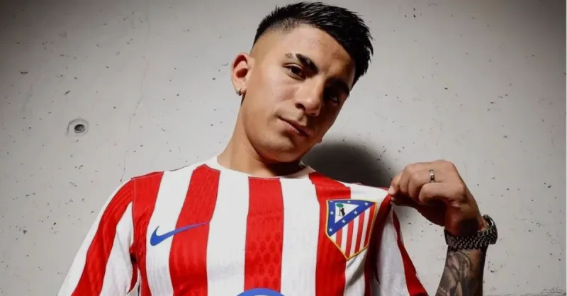 Grêmio desiste de Thiago Almada; meia deve permanecer na Europa