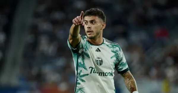 Grêmio Negocia Rescisão com Carballo: Futuro Definido?