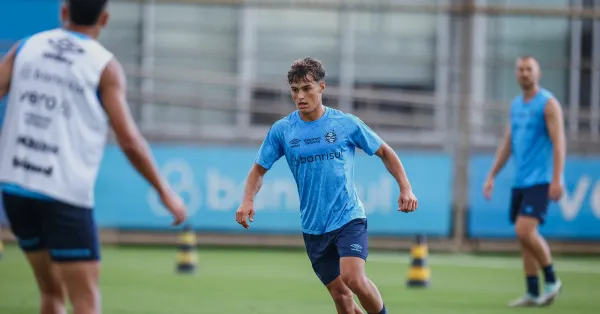 Tiaguinho se firma no Grêmio e negocia renovação: futuro promissor no Tricolor