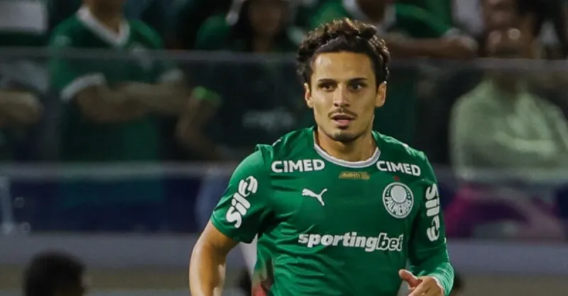 Grêmio sonda Raphael Veiga, mas meia mira saída para o México em 2025