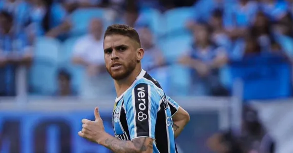 Grêmio Considera Liberação de Cuéllar: Volante Colombiano Fora dos Planos de Luís Castro