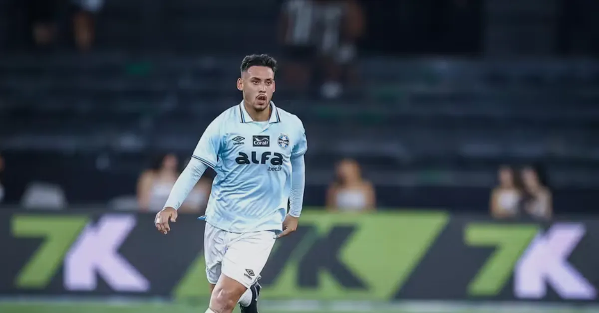 Luís Castro define Noriega como titular no meio-campo do Grêmio após empate