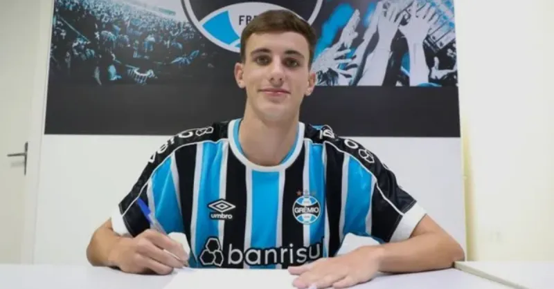 Grêmio recusa oferta do Flamengo por Bernardo Zortea e segura joia