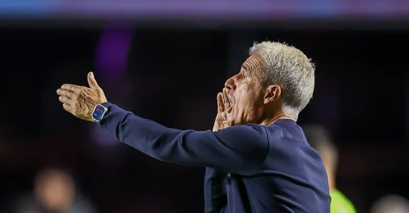 Luís Castro assume culpa por derrota do Grêmio para o São Paulo no Brasileirão